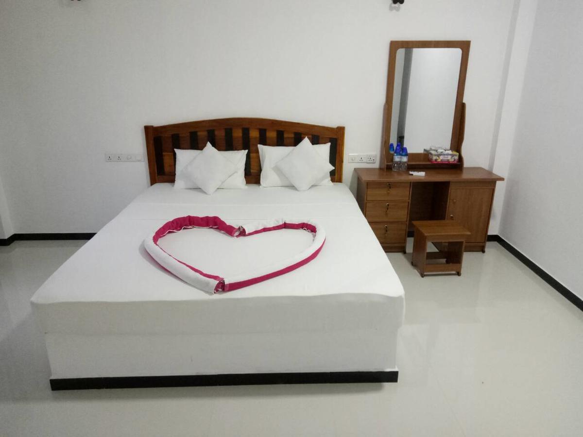 White Lion Paradise Dikwella Batigama Екстериор снимка
